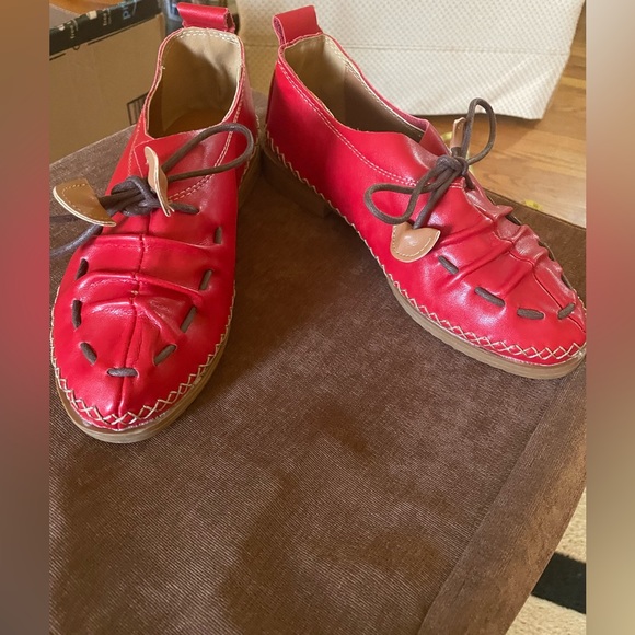 Spring Step Berna Loafer in Red - Picture 2 of 7